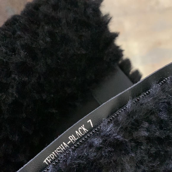 π€AZELEA WANG Jerusha Fur Platform High Heel Boots - Picture 15 of 16